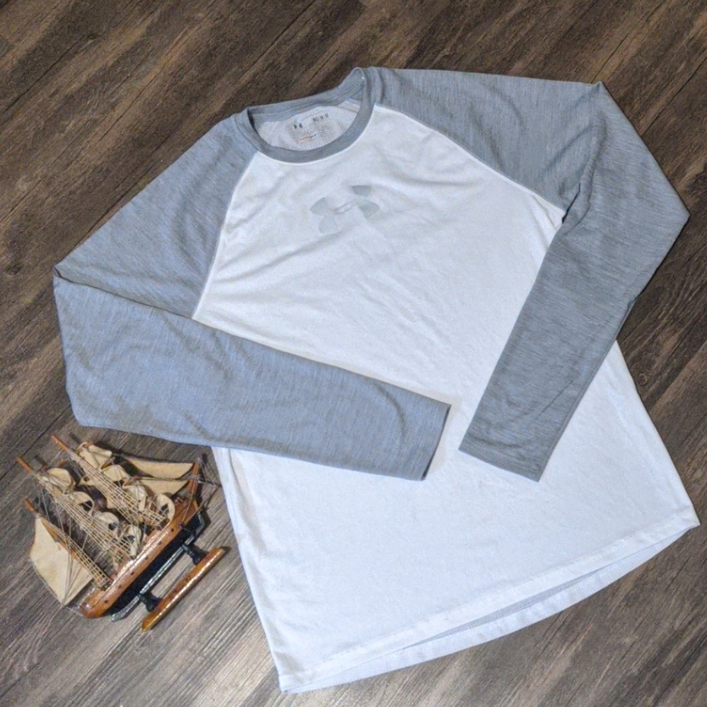 Under armour fitted heatgear men's longsleeve M